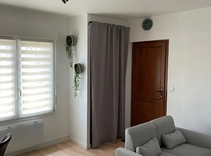 Apartman Avec Lumineux Et Chaleureux