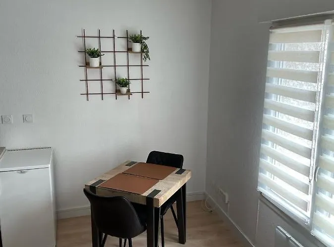 Avec Lumineux Et Chaleureux