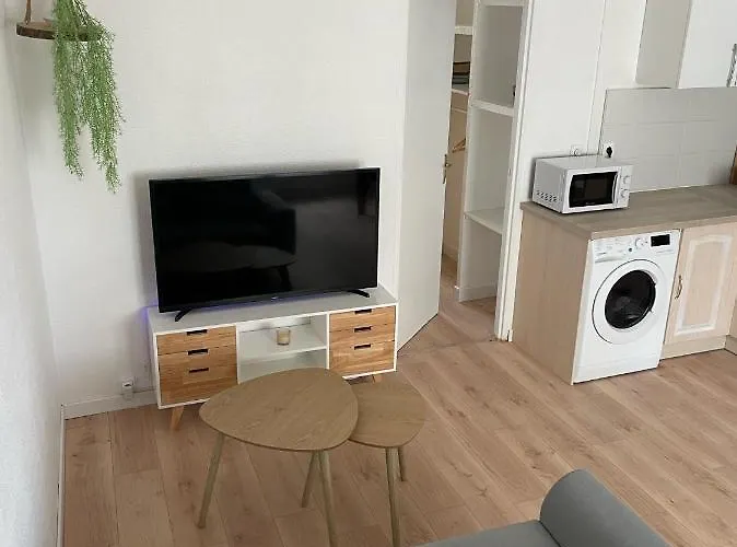 Avec Lumineux Et Chaleureux Apartman